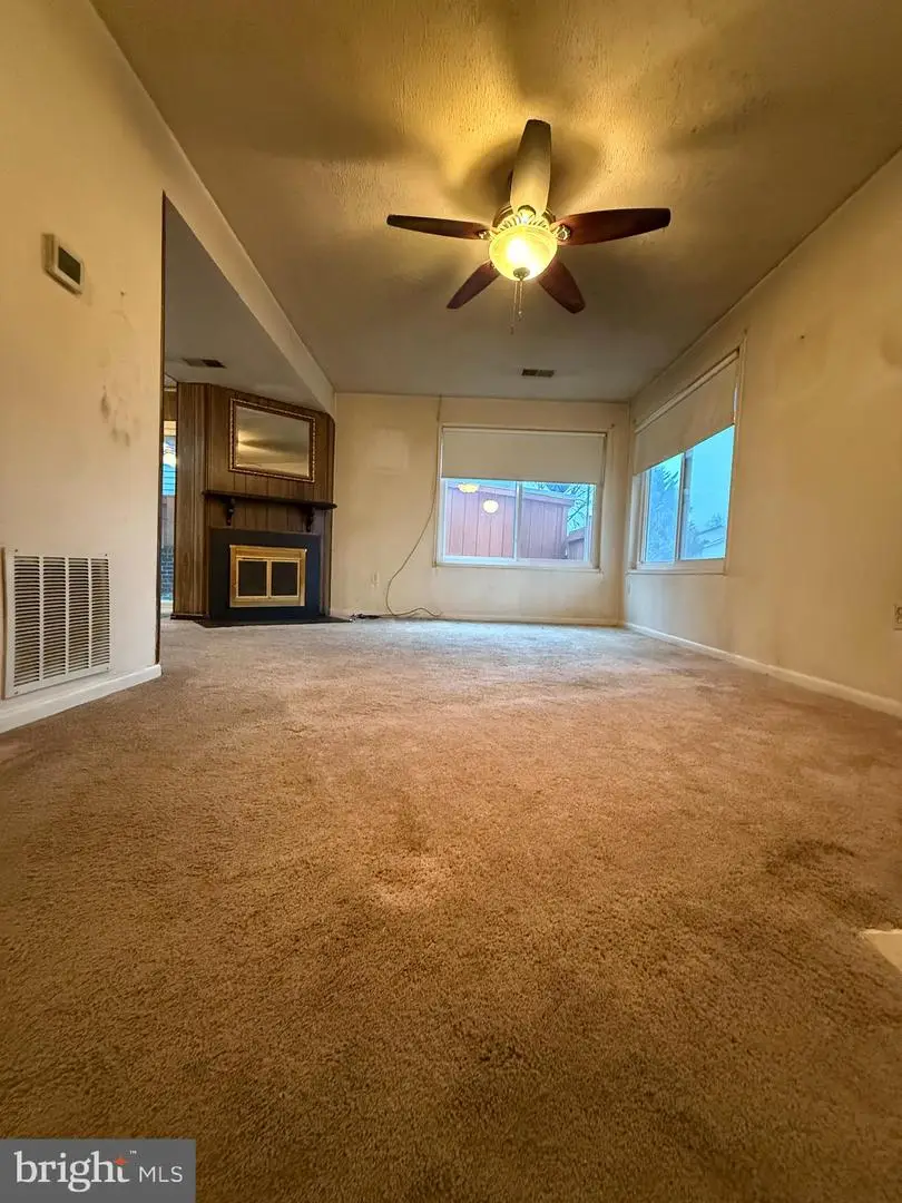 18724 Paprika Ct, Germantown, MD 20874 - #3