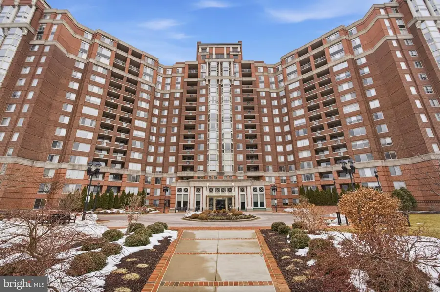 5809 Nicholson Ln #110, North Bethesda, MD 20852 - #2