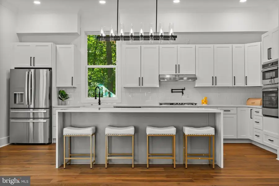 811 Sligo Creek Pkwy, Takoma Park, MD 20912 - #2