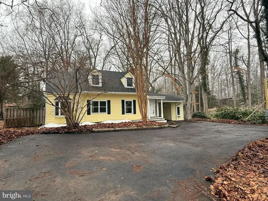 8620 Falls Rd, Potomac, MD 20854 - #2