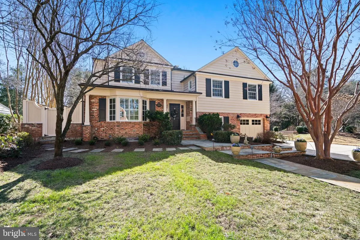 5310 Elliott Rd, Bethesda, MD 20816 - #1