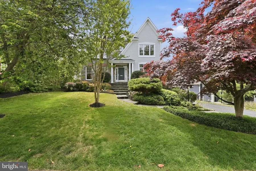 5836 Conway Rd, Bethesda, MD 20817 - #2