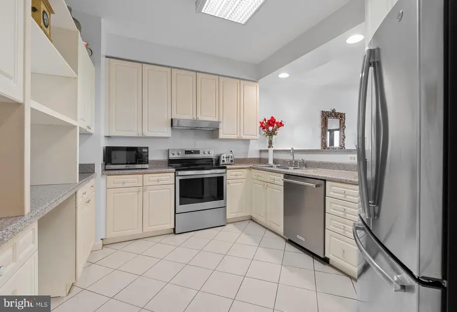 3005 S Leisure World Blvd #702, Silver Spring, MD 20906 - #3