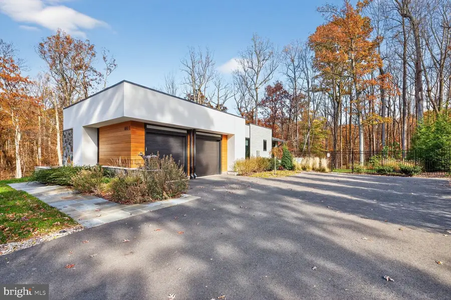 11013 Riverwood Dr, Potomac, MD 20854 - #2