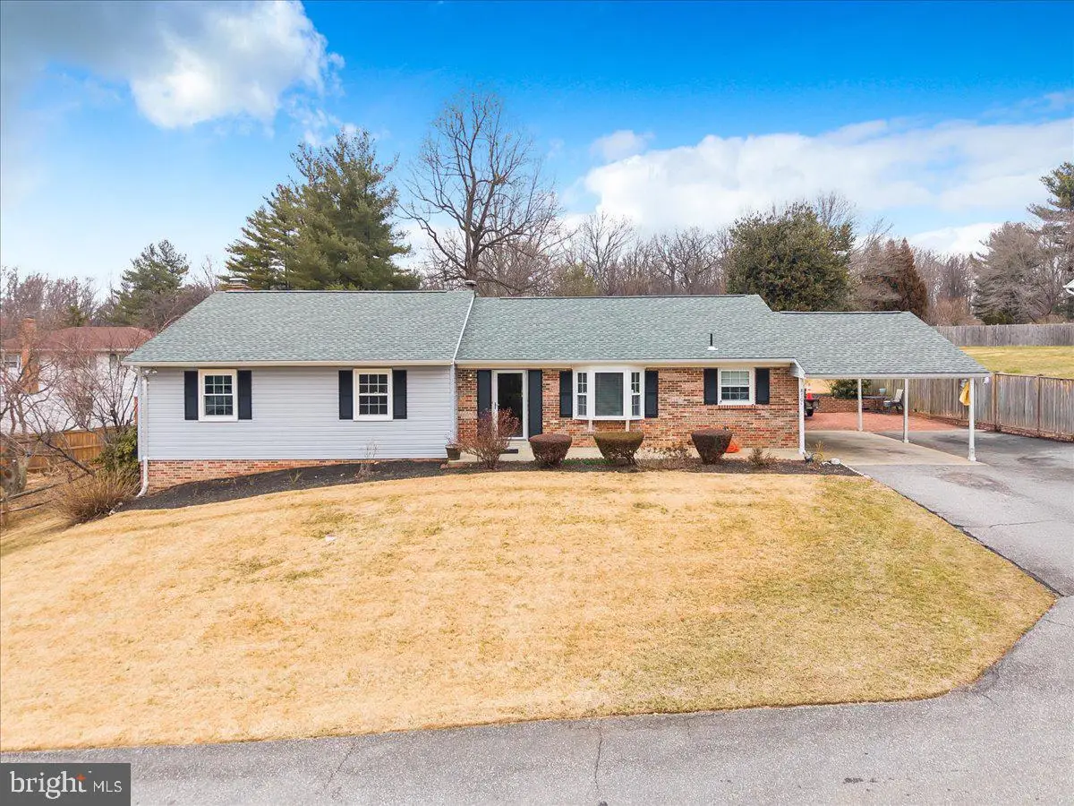 8709 Hawkins Creamery Rd, Gaithersburg, MD 20882 - #1