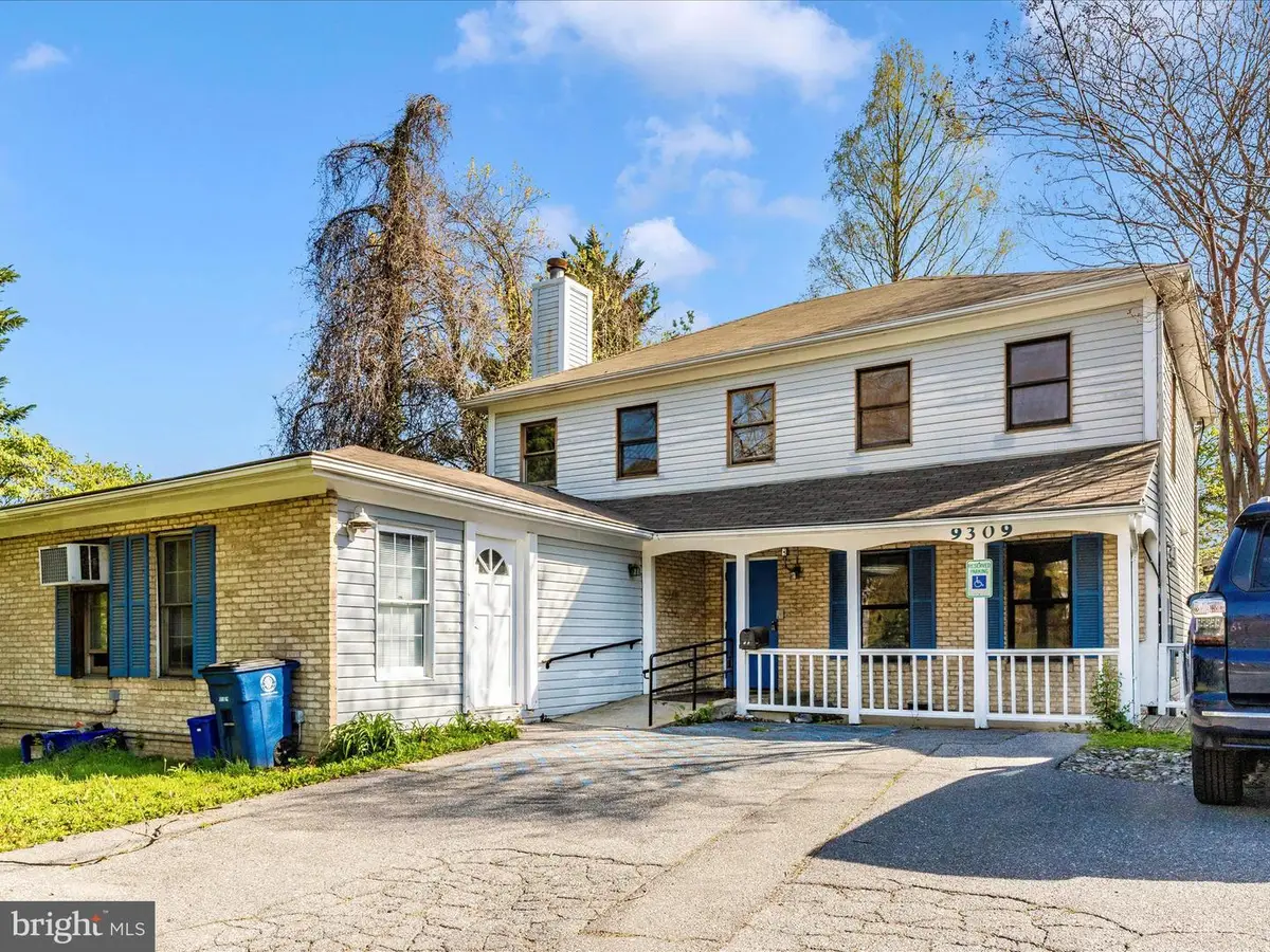 9309 Old Georgetown Rd, Bethesda, MD 20814 - #1
