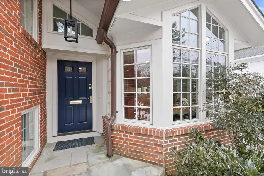 5628 Massachusetts Ave, Bethesda, MD 20816 - #2