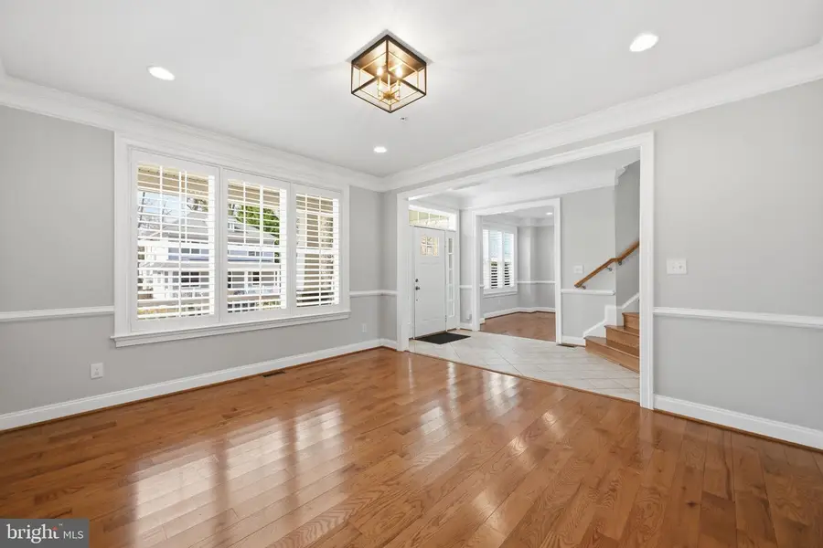 9705 Montauk Ave, Bethesda, MD 20817 - #2