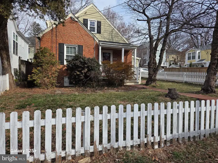 4501 Maple Ave, Bethesda, MD 20814 - #2