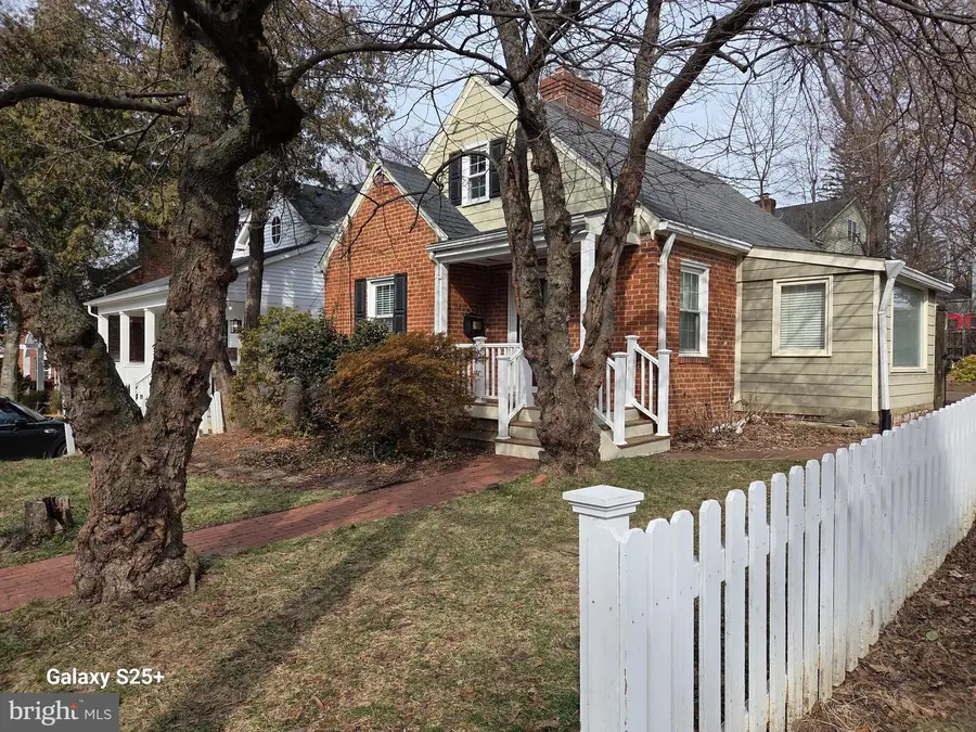 4501 Maple Ave, Bethesda, MD 20814 - #3