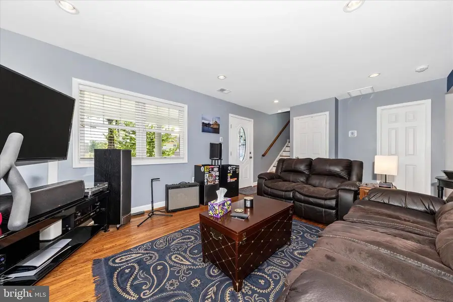 2913 Weisman Rd, Silver Spring, MD 20902 - #3