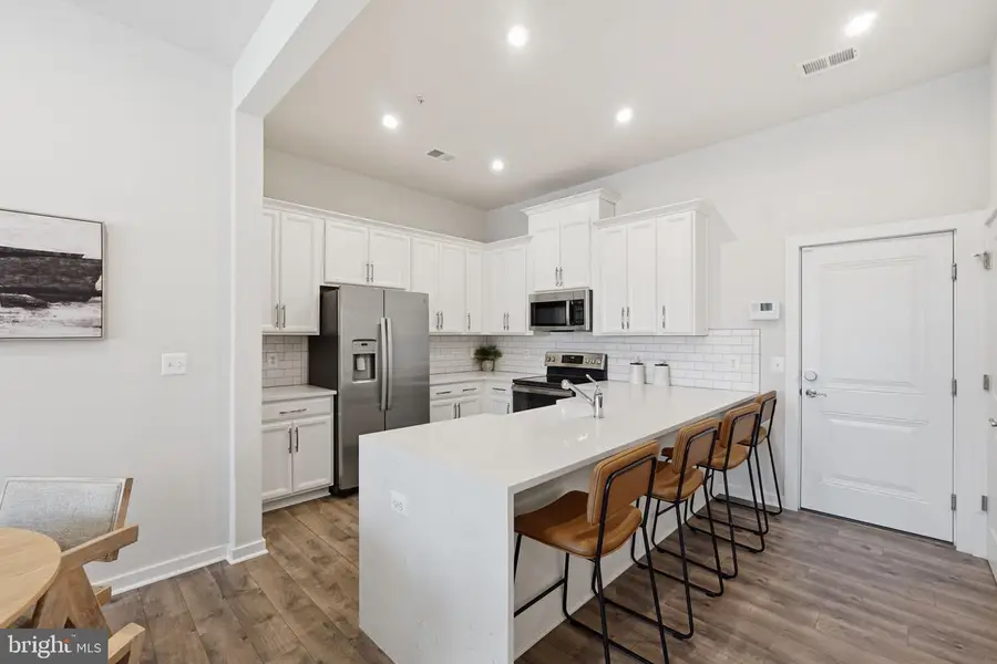 16324 Connors Way #11, Rockville, MD 20855 - #2