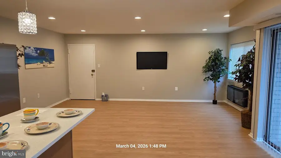 12215 Braxfield Ct #103, Rockville, MD 20852 - #2