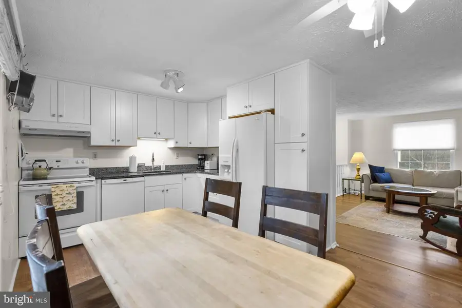 24200 Newbury Rd, Gaithersburg, MD 20882 - #3