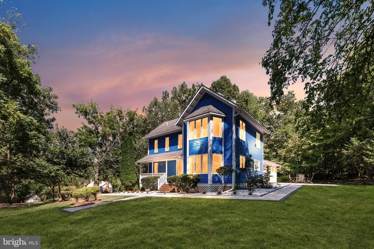 16112 Barnesville Rd, Boyds, MD 20841 - #1