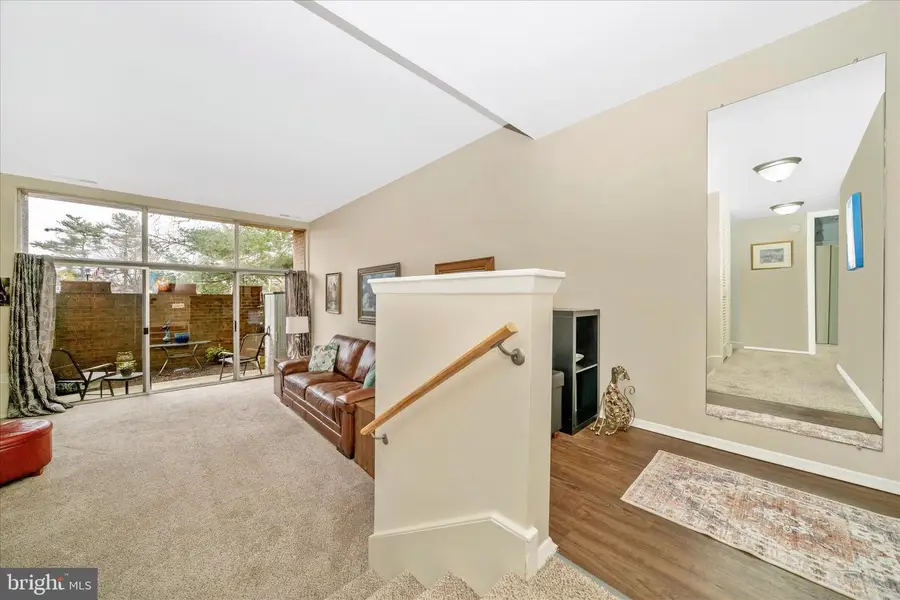 18810 Walkers Choice Rd #unit 1, Gaithersburg, MD 20886 - #2