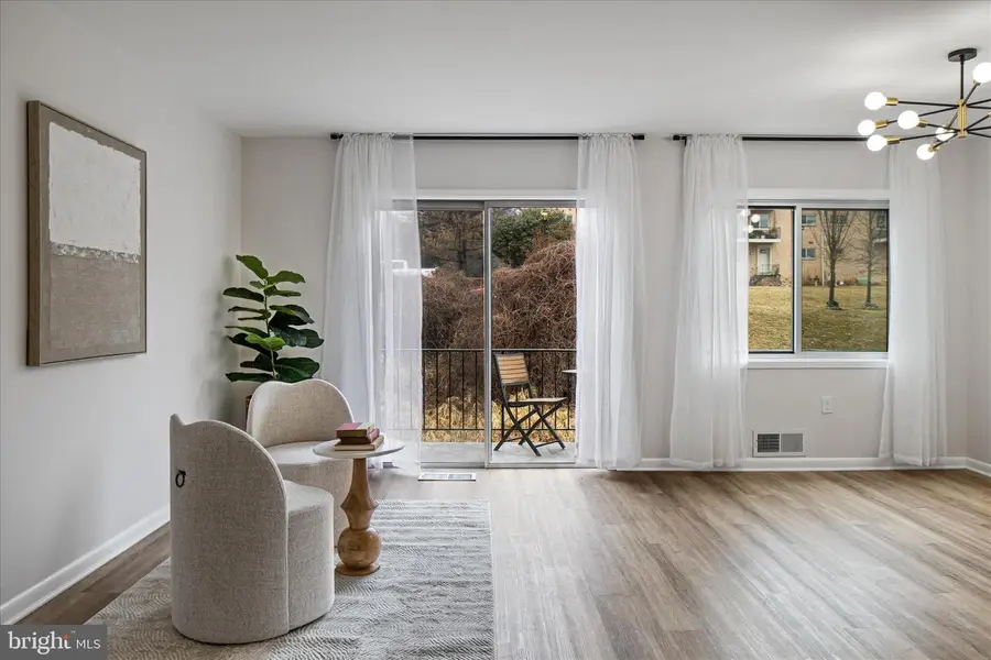 10656 Weymouth St #202, Bethesda, MD 20814 - #2