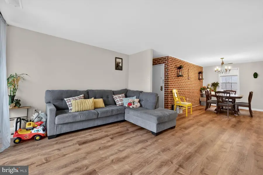 722 Quince Orchard Blvd #101, Gaithersburg, MD 20878 - #2