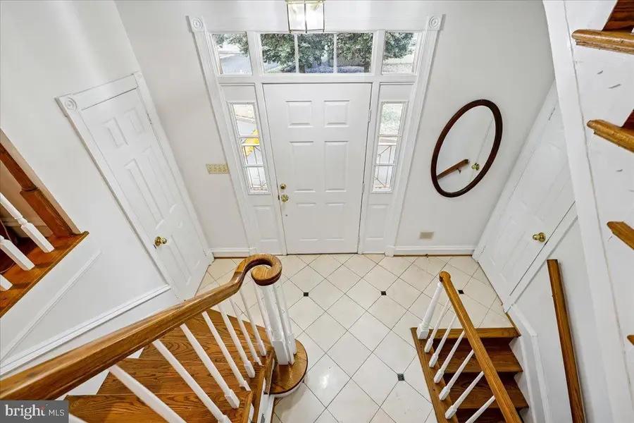 9725 Whitley Park Pl #th-6, Bethesda, MD 20814 - #3