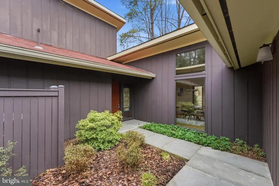 421 Beaumont Rd, Silver Spring, MD 20904 - #3