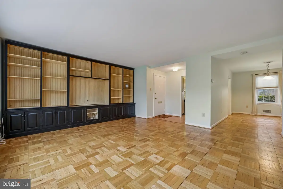 647 Azalea Dr #1, Rockville, MD 20850 - #1