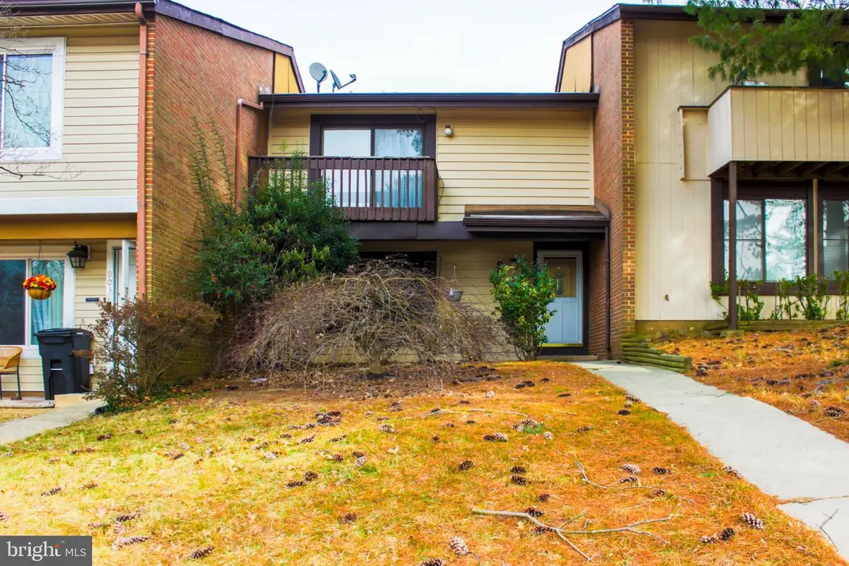 9040 Centerway Rd, Gaithersburg, MD 20879 - #1