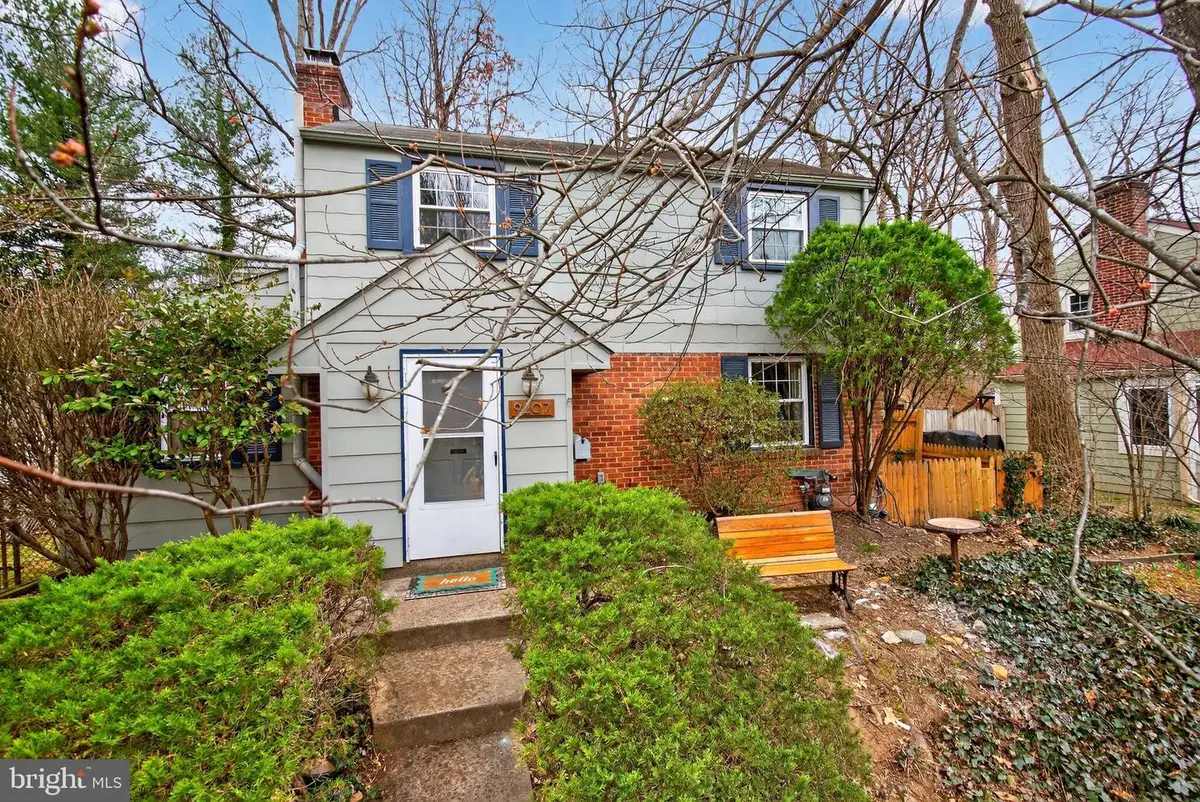 9207 Long Branch Pkwy, Silver Spring, MD 20901 - #1
