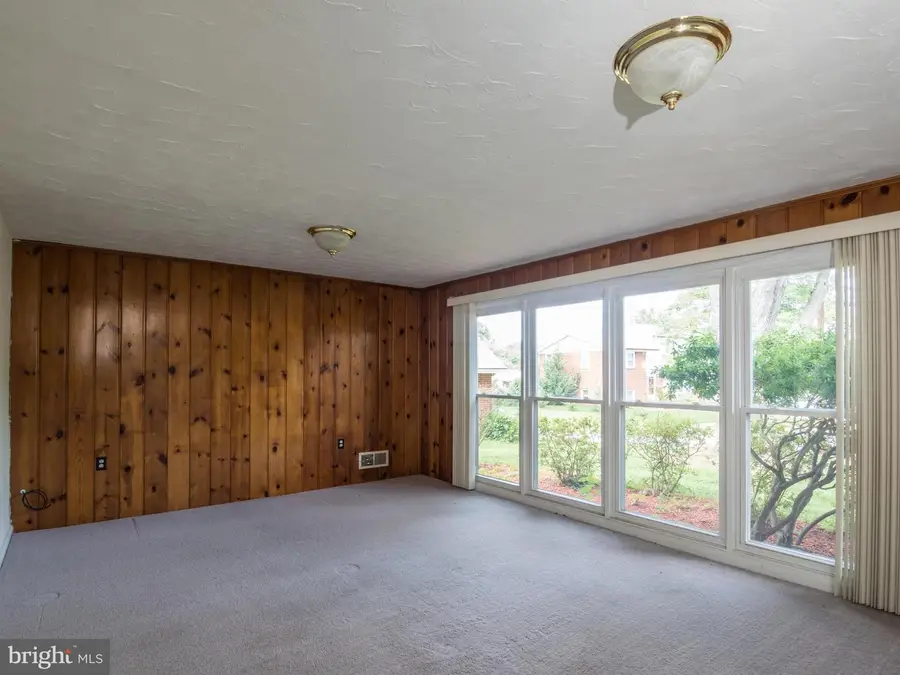 1512 Vivian Ct, Silver Spring, MD 20902 - #3