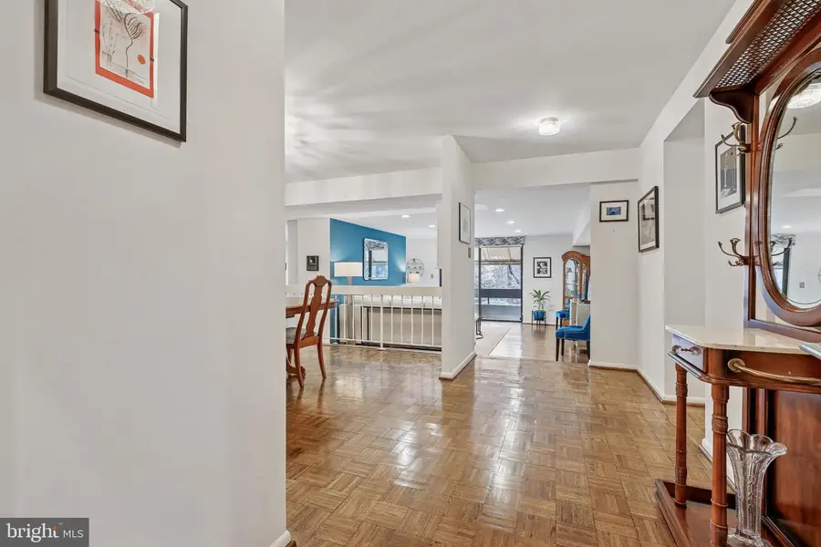 4982 Sentinel Dr #14-102, Bethesda, MD 20816 - #3