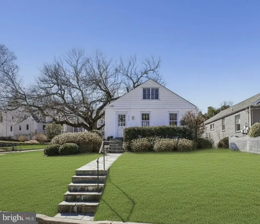 4812 Earlston Dr, Bethesda, MD 20816 - #1