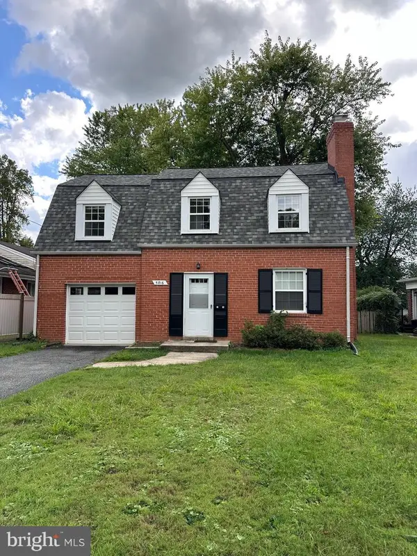 5816 Greenlawn Dr, BETHESDA, MD 20814