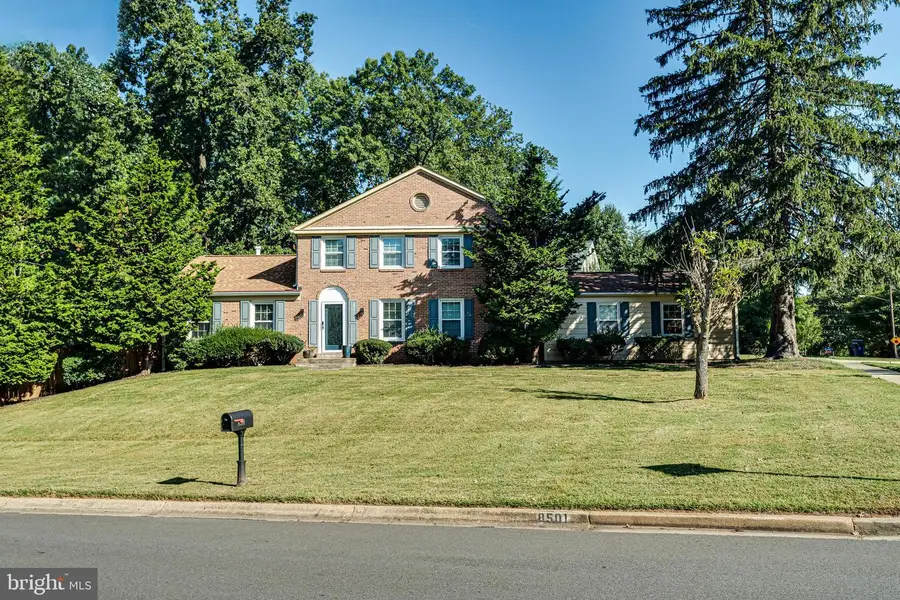 8501 Aqueduct Rd, Potomac, MD 20854 - #2