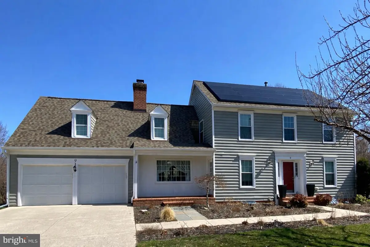 9 Midsummer Ct, Gaithersburg, MD 20878 - #1