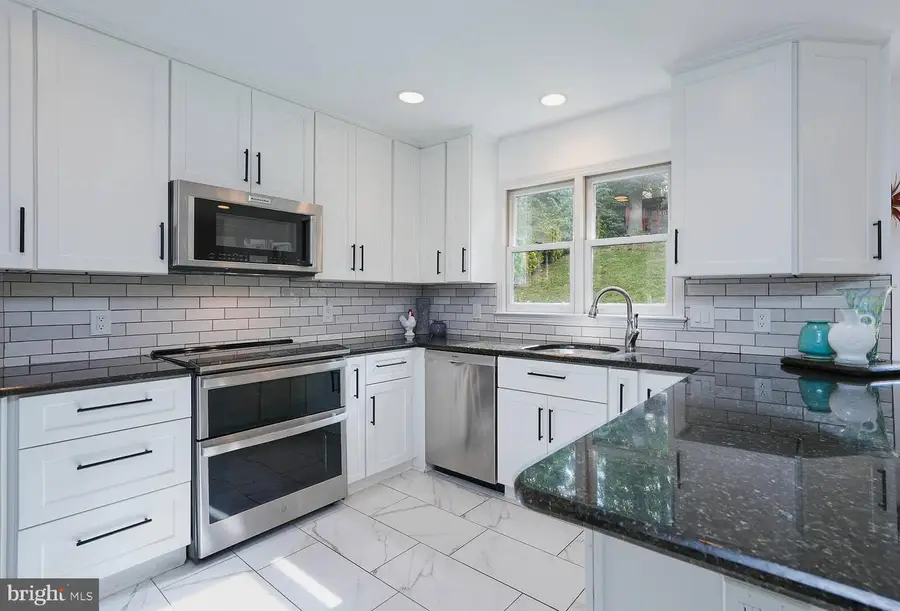 9505 Columbia Blvd, Silver Spring, MD 20910 - #3