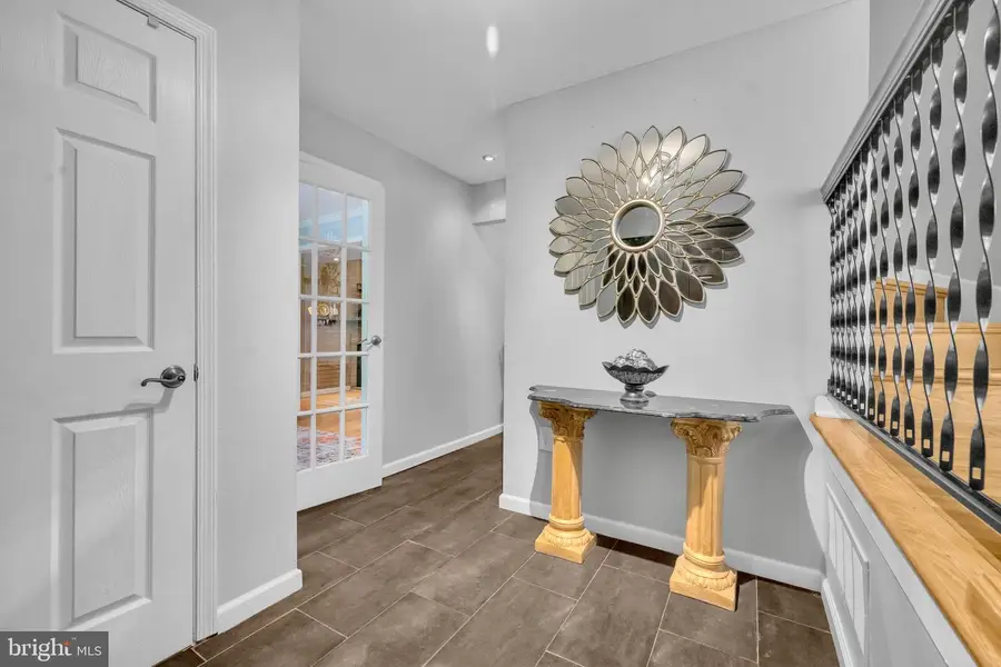 1 Bethayres Ct, Derwood, MD 20855 - #3