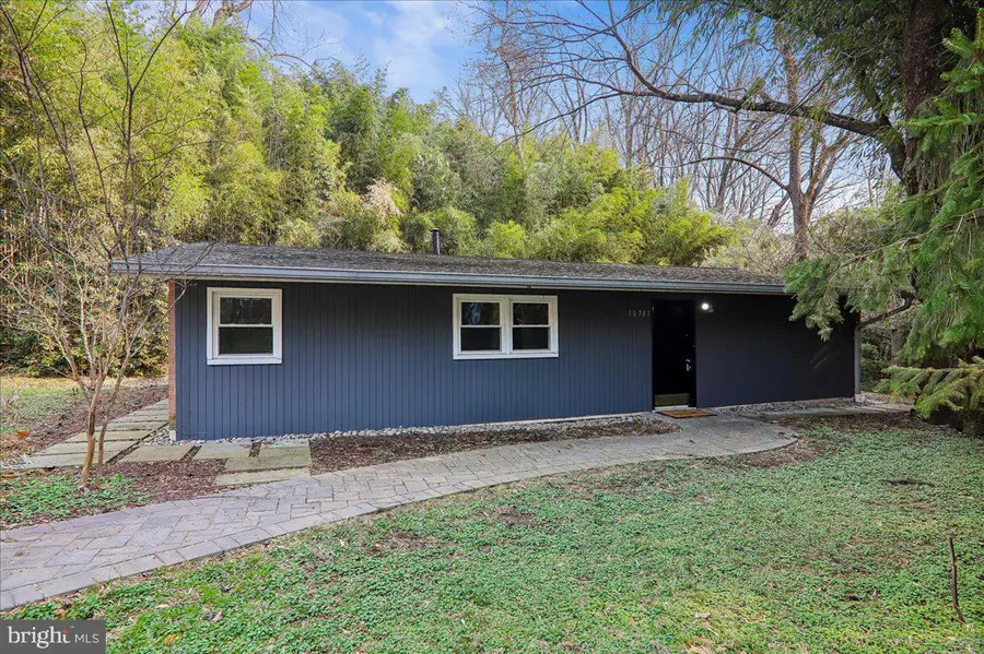 10701 Shelley Ct, Garrett Park, MD 20896 - #2
