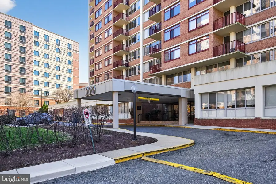 1220 Blair Mill Rd #1403, Silver Spring, MD 20910 - #2