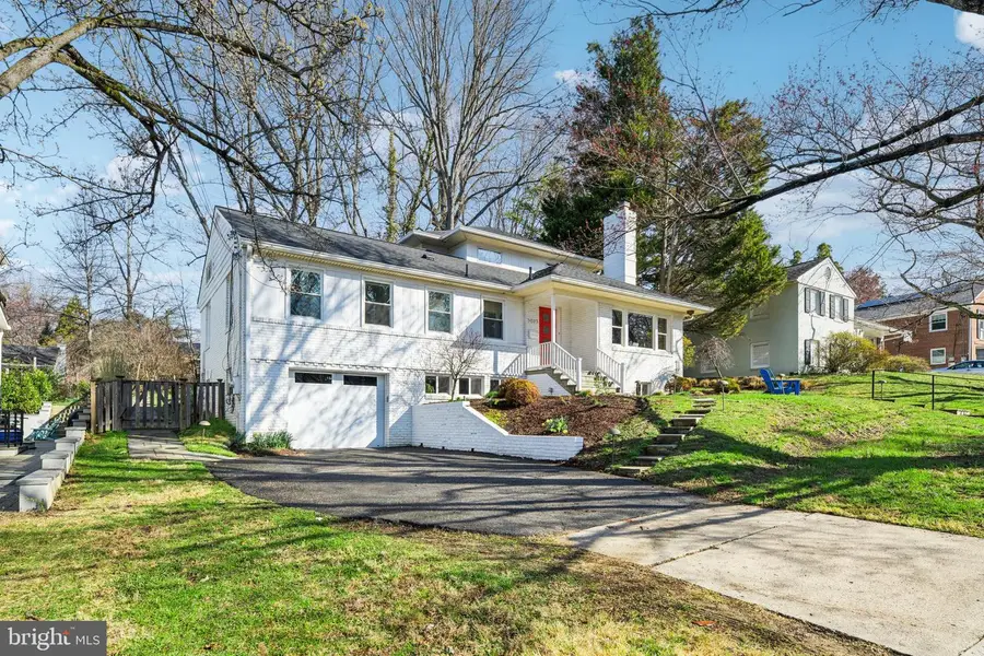 5625 Lamar, Bethesda, MD 20816 - #3