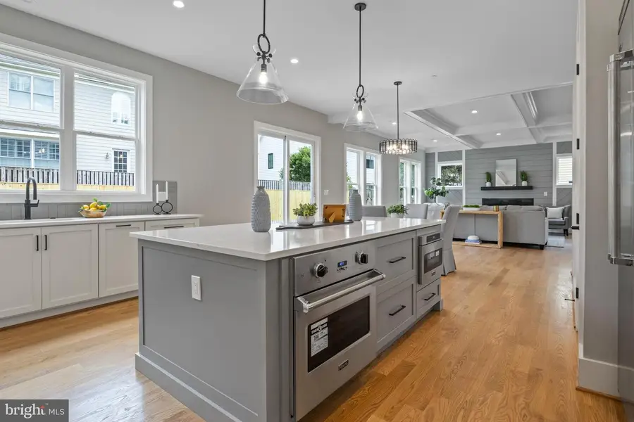 5912 Kingswood Rd, Bethesda, MD 20814 - #3