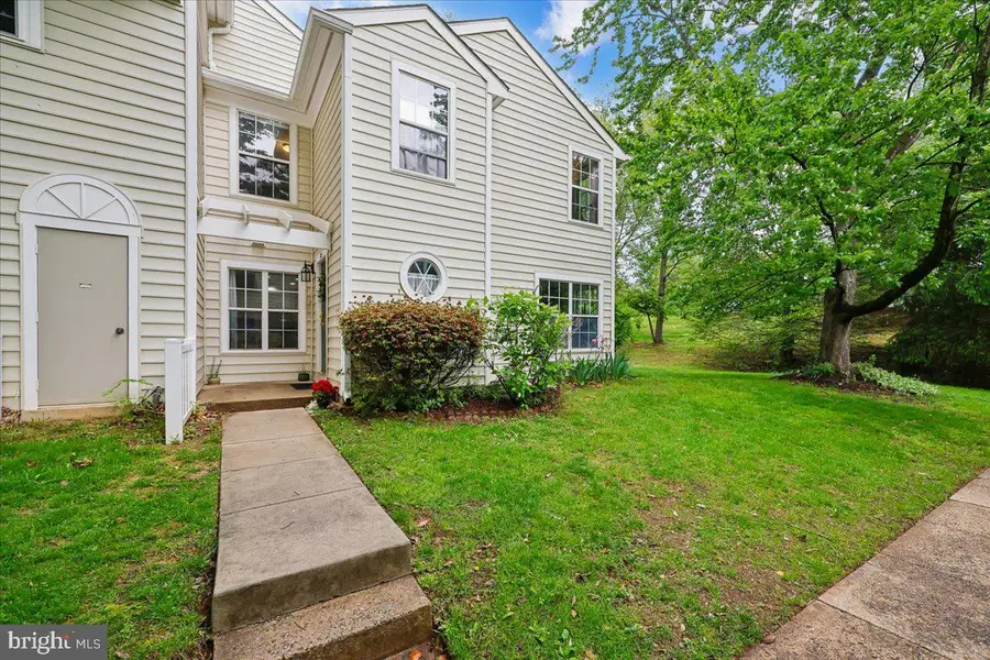 32 Amarillo Ct #121, Germantown, MD 20874 - #2