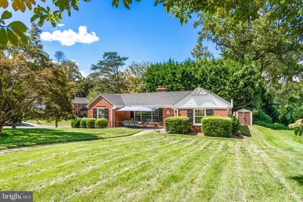 7100 Western Ave, CHEVY CHASE, MD 20815