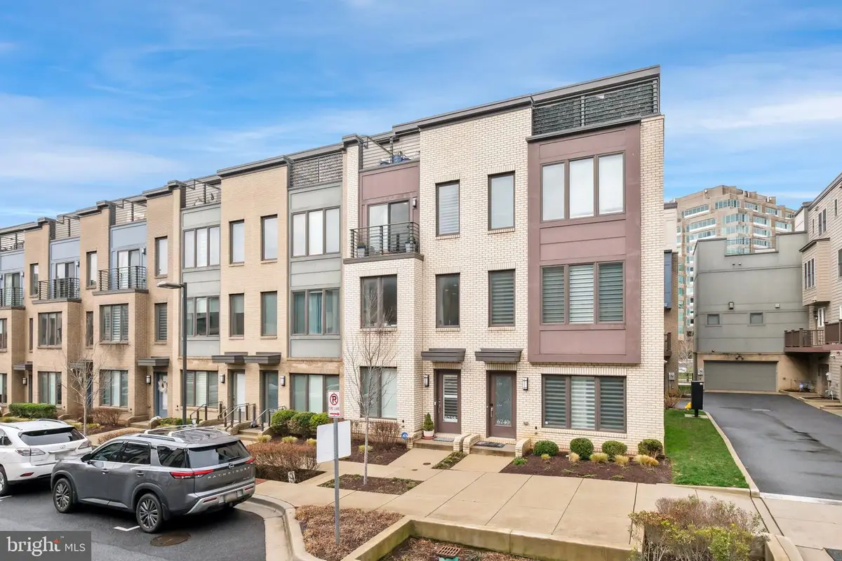 6738 Eames Way, Bethesda, MD 20817 - #1