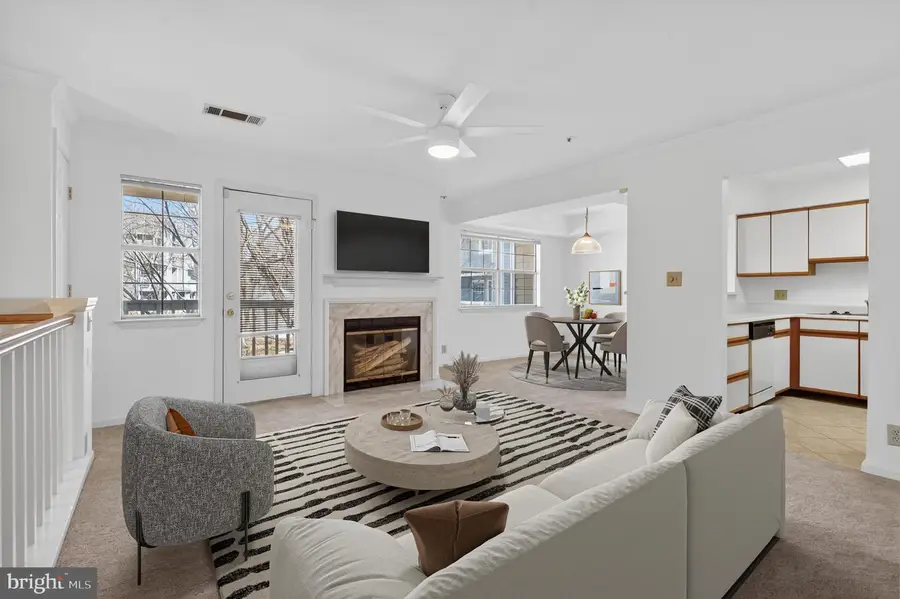 5715 Chapman Mill Dr #350, Rockville, MD 20852 - #2