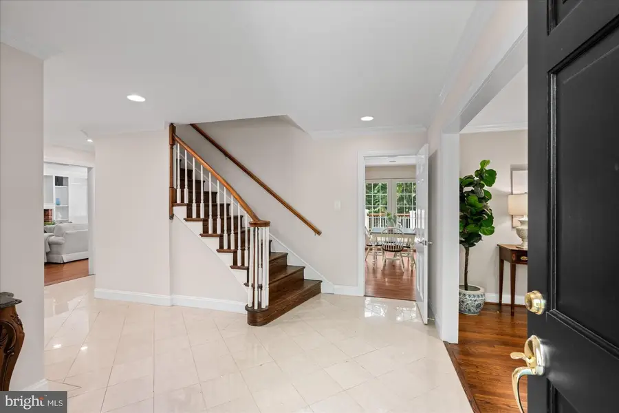 10500 Stable Ln, Potomac, MD 20854 - #3