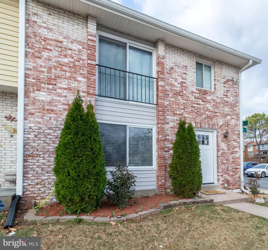 17634 Topfield Dr #13-c, Gaithersburg, MD 20877 - #2