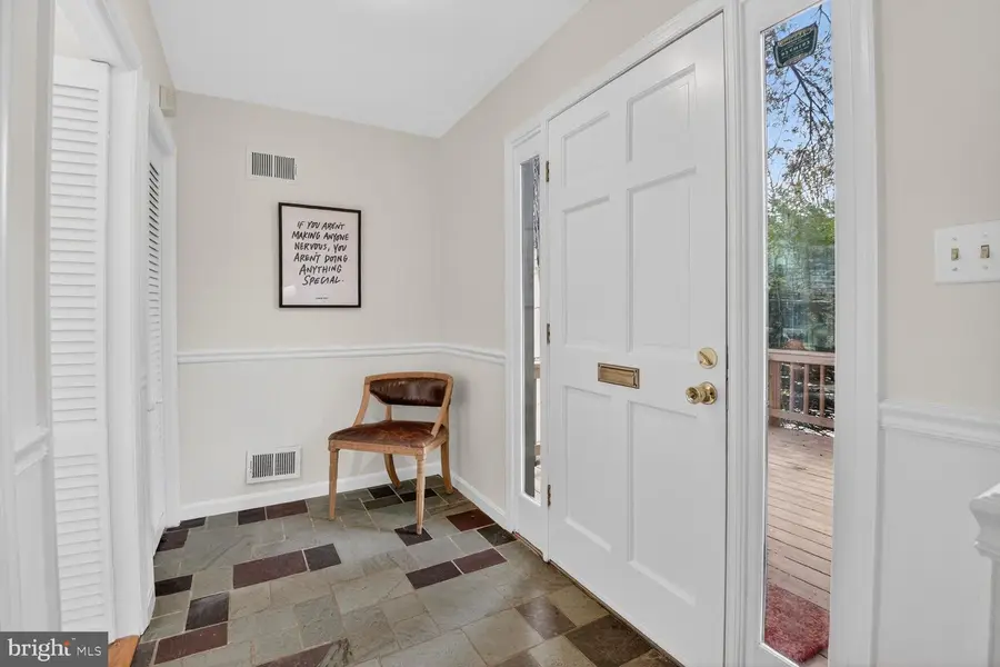 7905 Sleaford Pl, Bethesda, MD 20814 - #2