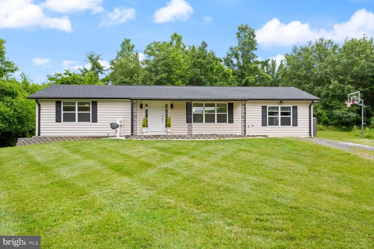 2806 Duvall Rd, Burtonsville, MD 20866 - #1