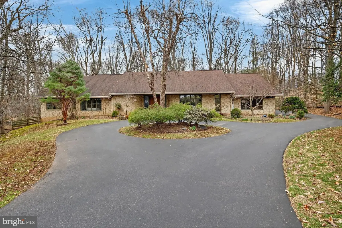 2 Lake Potomac Ct, Potomac, MD 20854 - #1