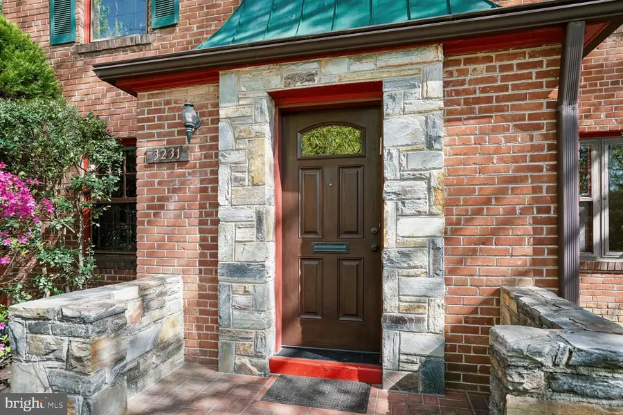 3231 Coquelin Ter, Chevy Chase, MD 20815 - #2