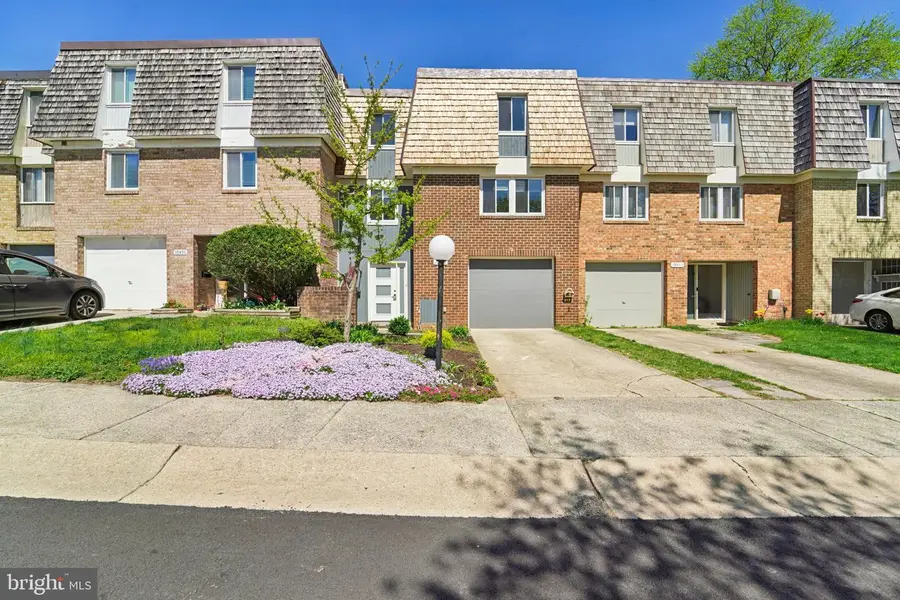 10449 Kardwright Ct, Montgomery Village, MD 20886 - #2